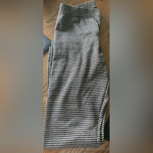 JOE FRESH HOUNDSTOOTH LEGGINGS 15”-16.5” WAIST
